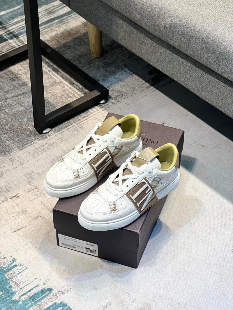 Valentino Sneakers